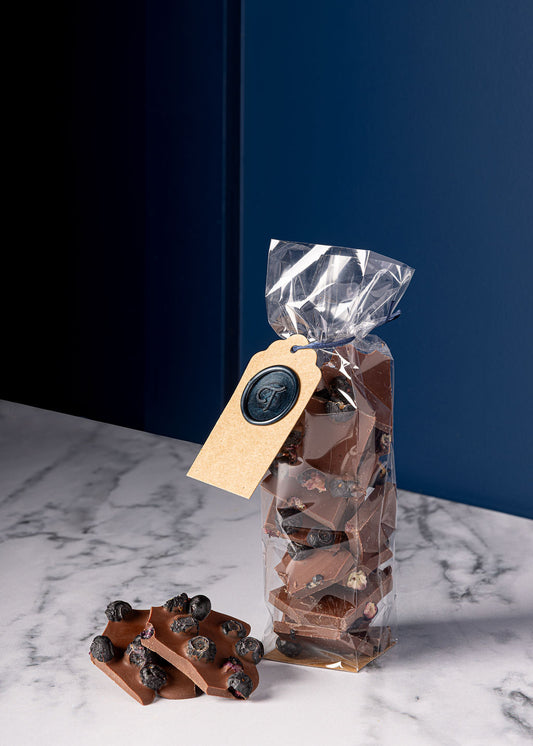 Lua Milk Chocolate & Blueberries (150g)